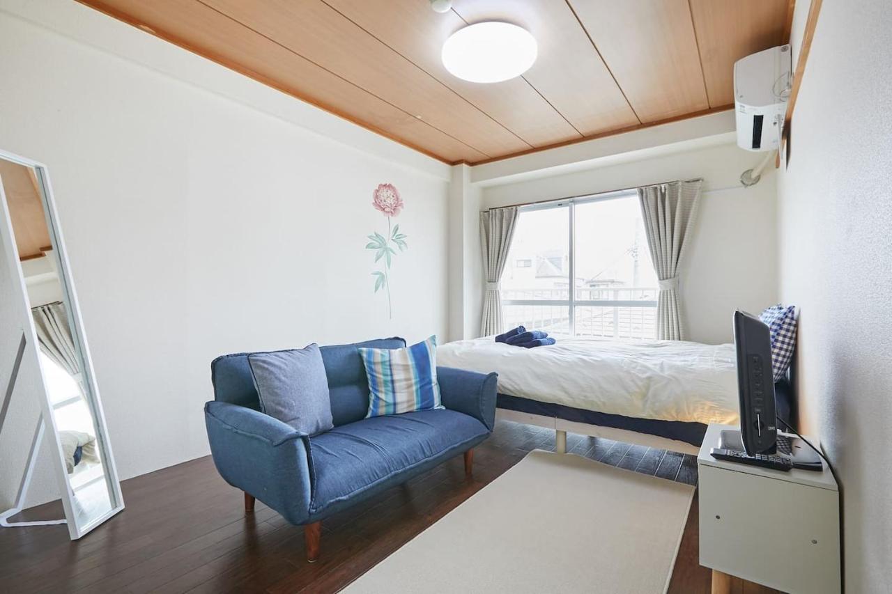 Appartement Sun White Gyoutoku 303 Tōkyō